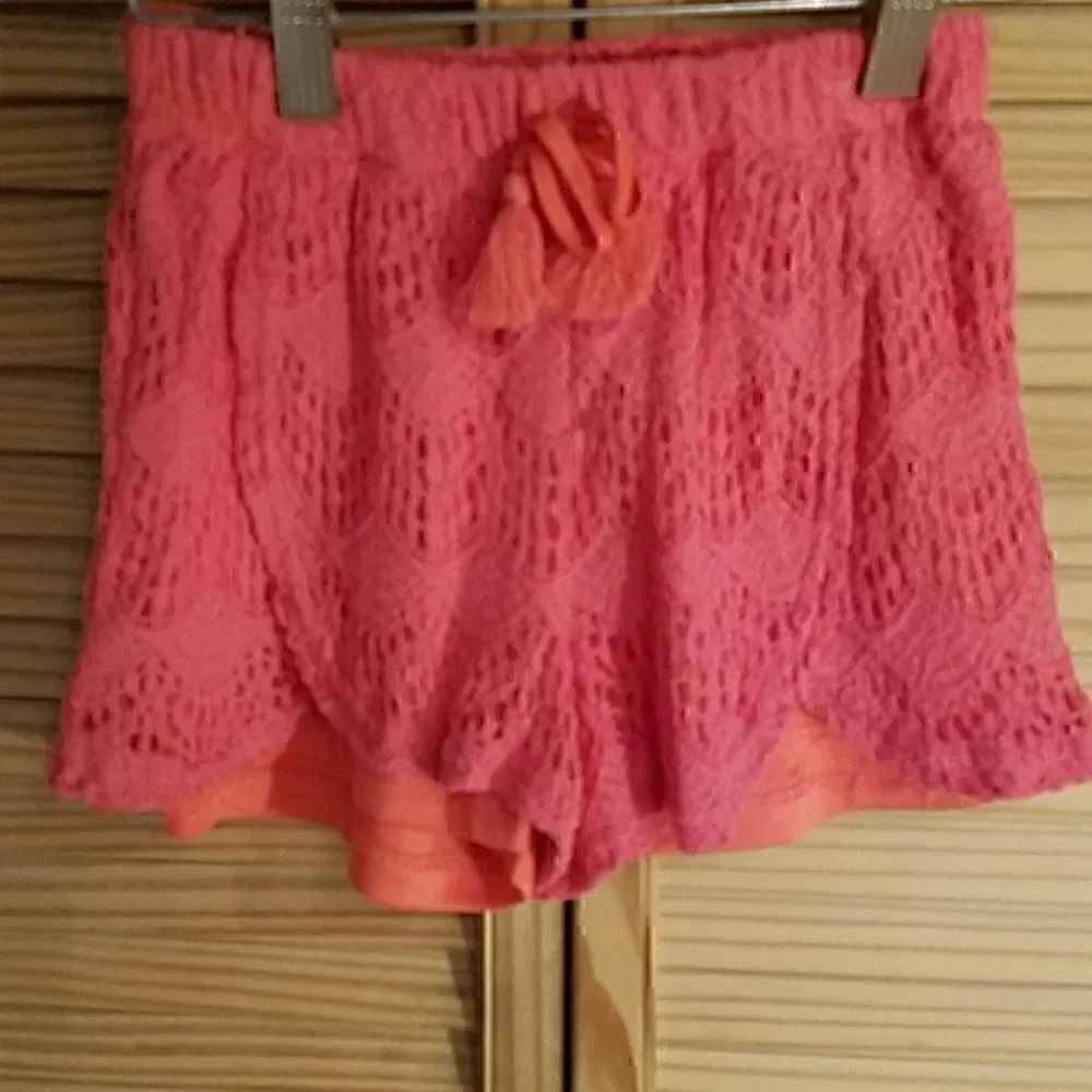 Jessica Simpson girls szM Pink crocheted shorts